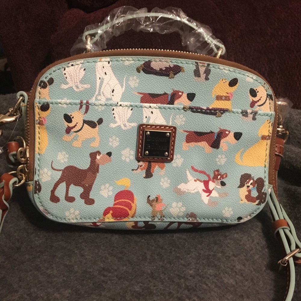 Authentic Dooney and Bourke Disney Dogs Crossbody